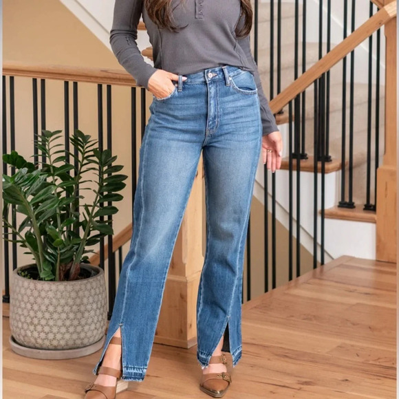 NWT KanCan MEDORA HIGH RISE 90'S SPLIT HEM STRAIGHT kc8721m Size 3 / 25 - Picture 1 of 12